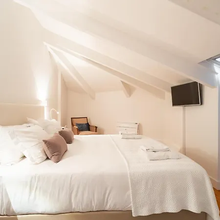 Feels Like Downtown Design Loft Lisboa